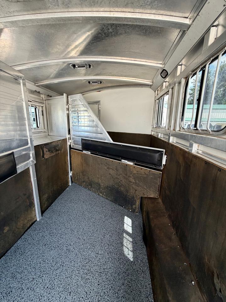 Integrity Trailers Legacy  2005