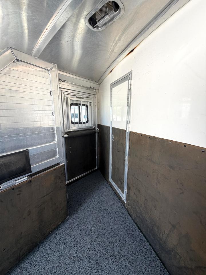 Integrity Trailers Legacy  2005
