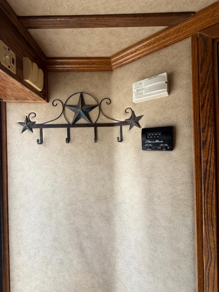 Integrity Trailers Legacy  2005