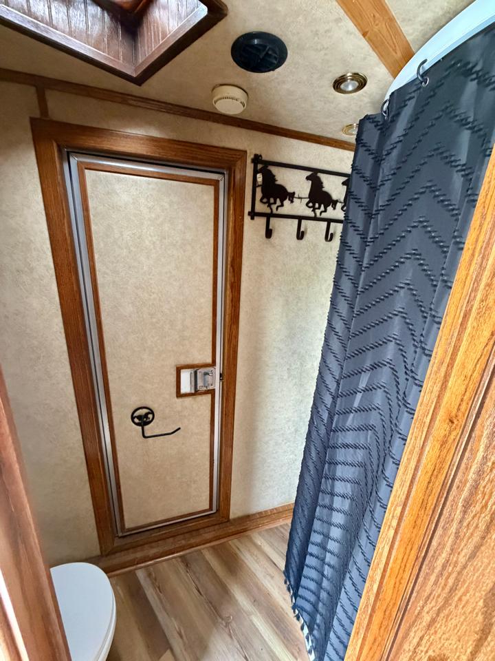 Integrity Trailers Legacy  2005