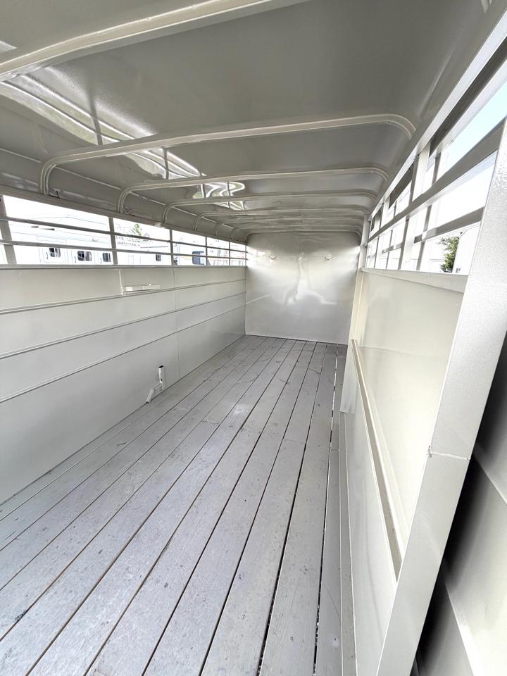 Calico Livestock  2026