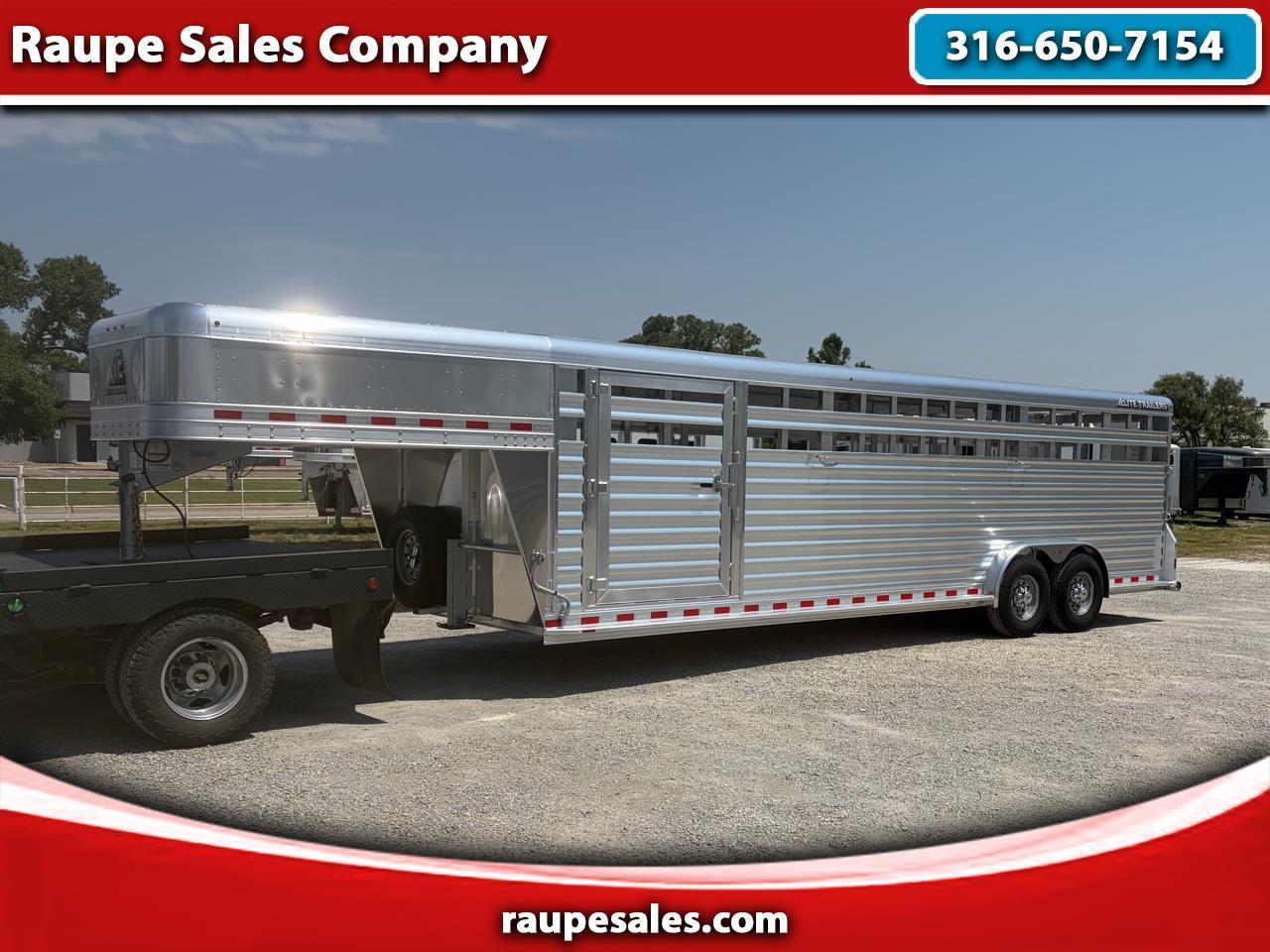 2027 Elite Stock Trailer 26' Livestock Trailer - 2 Gates - Escape Door