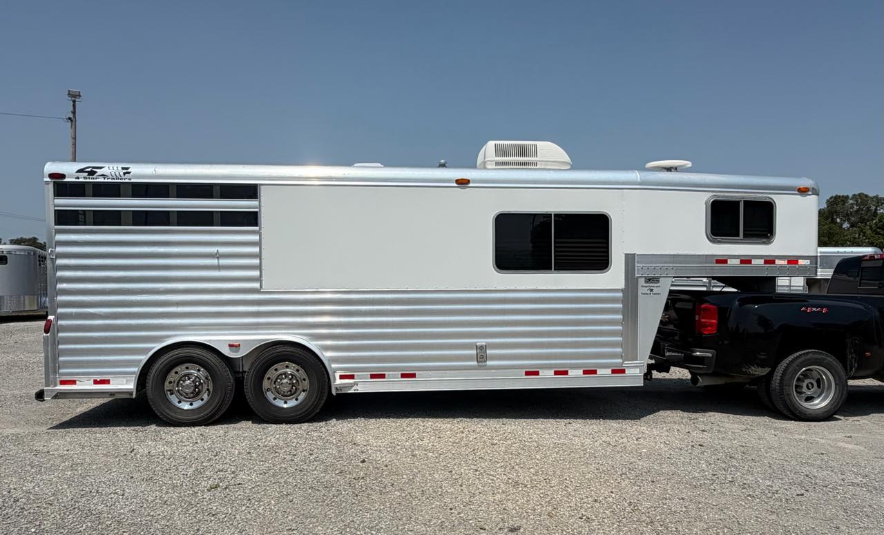 4 Star 2 Horse Gooseneck  2003
