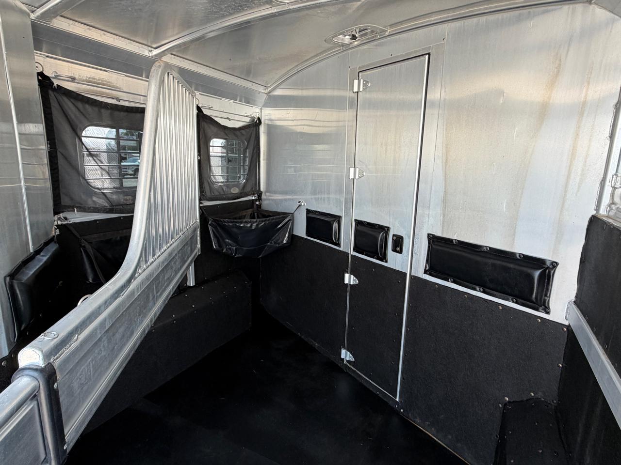 4 Star 2 Horse Gooseneck  2003