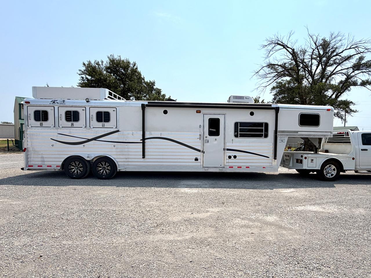 4-Star Trailers Inc Unknown  2002