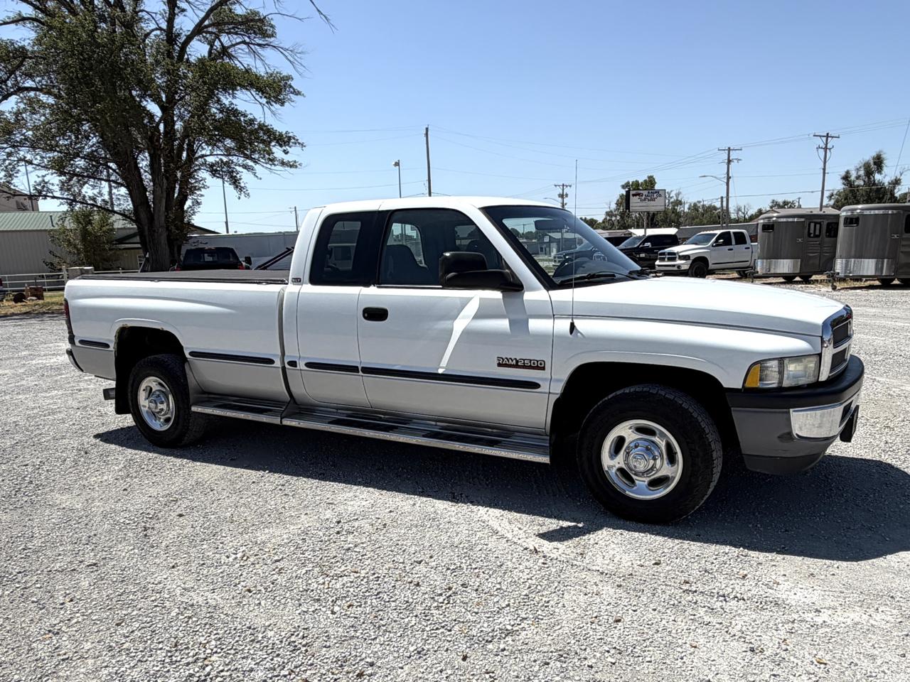 Dodge Ram 2500 SLT Quad Cab Long Bed 2WD 2001