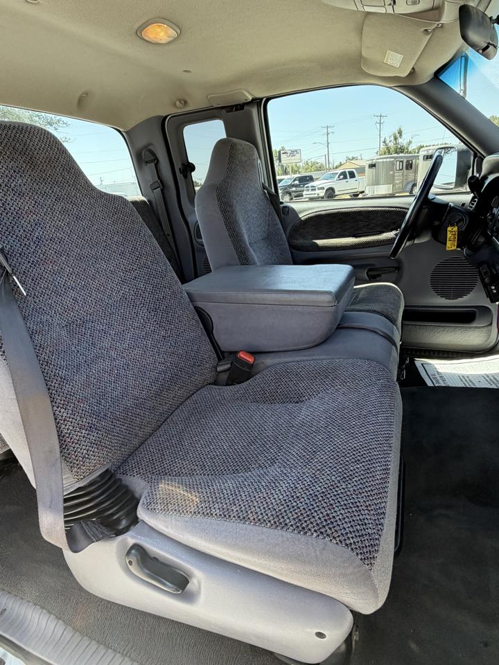 Dodge Ram 2500 SLT Quad Cab Long Bed 2WD 2001