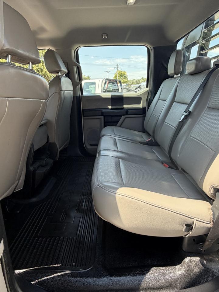 Ford F-350 SD XL Crew Cab Long Bed DRW 4WD 2020