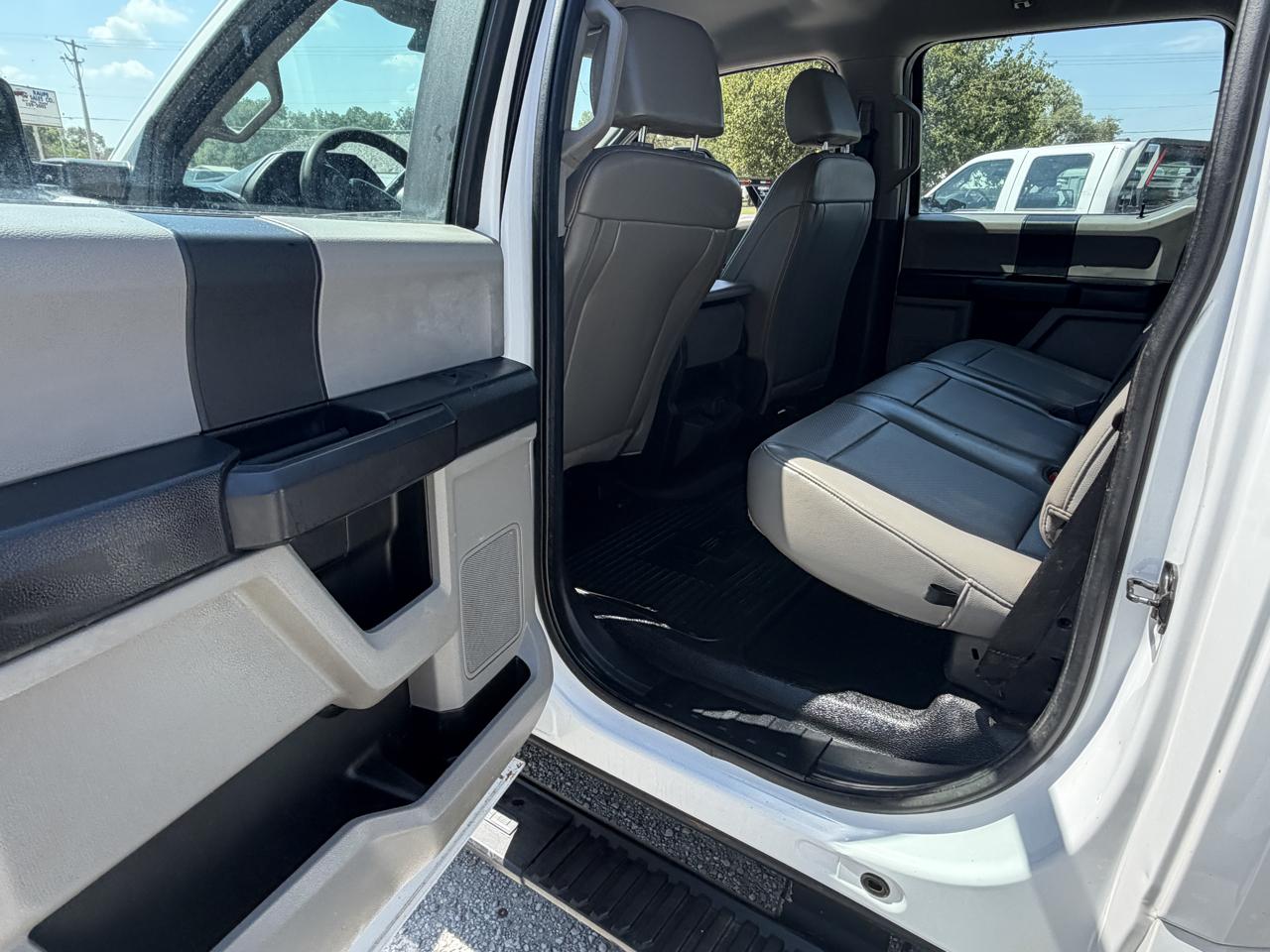 Ford F-350 SD XL Crew Cab Long Bed DRW 4WD 2020