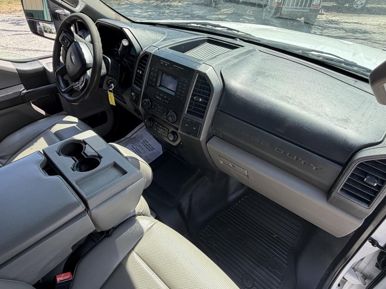 Ford F-350 SD XL Crew Cab Long Bed DRW 4WD 2020