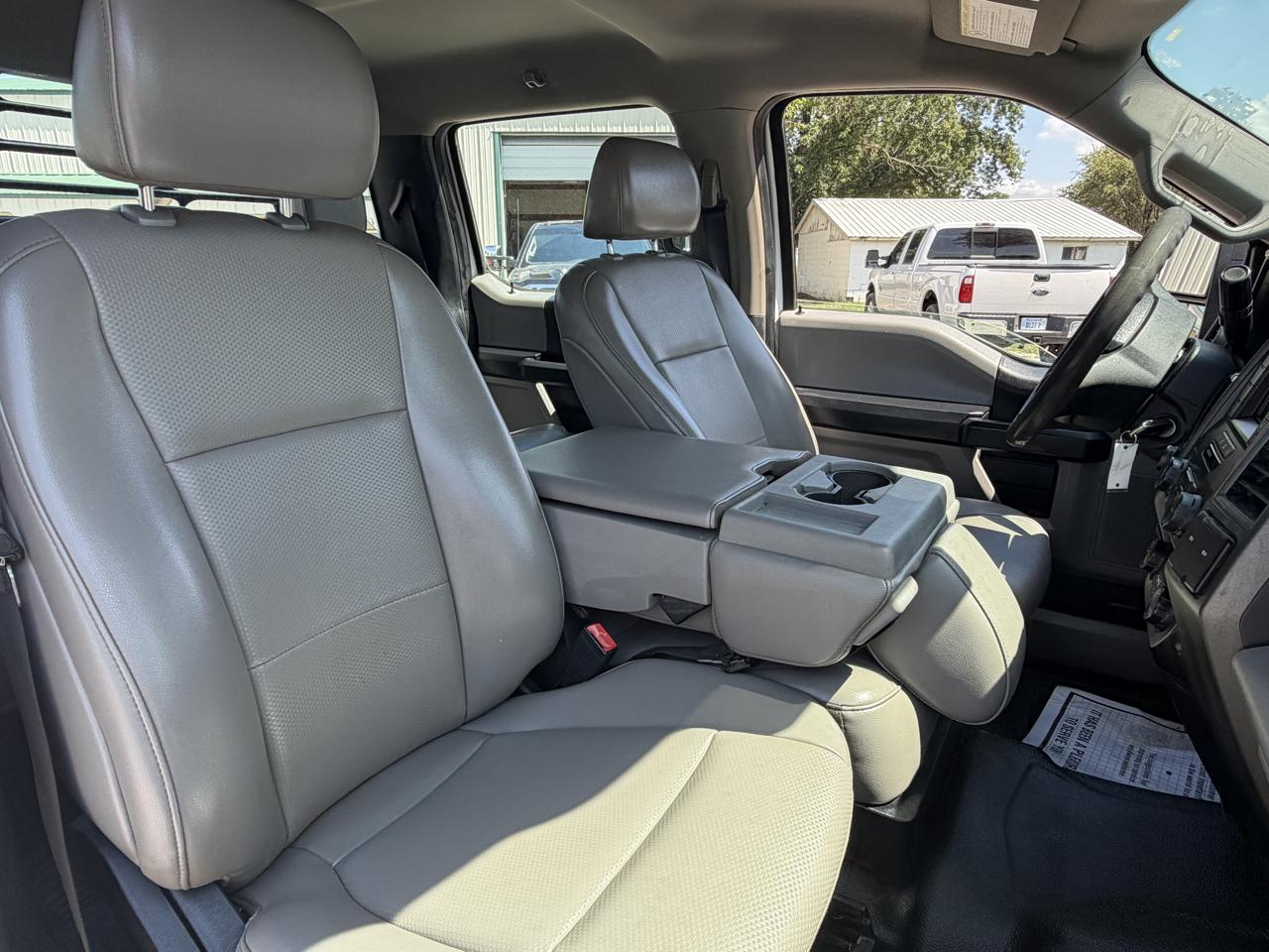 Ford F-350 SD XL Crew Cab Long Bed DRW 4WD 2020
