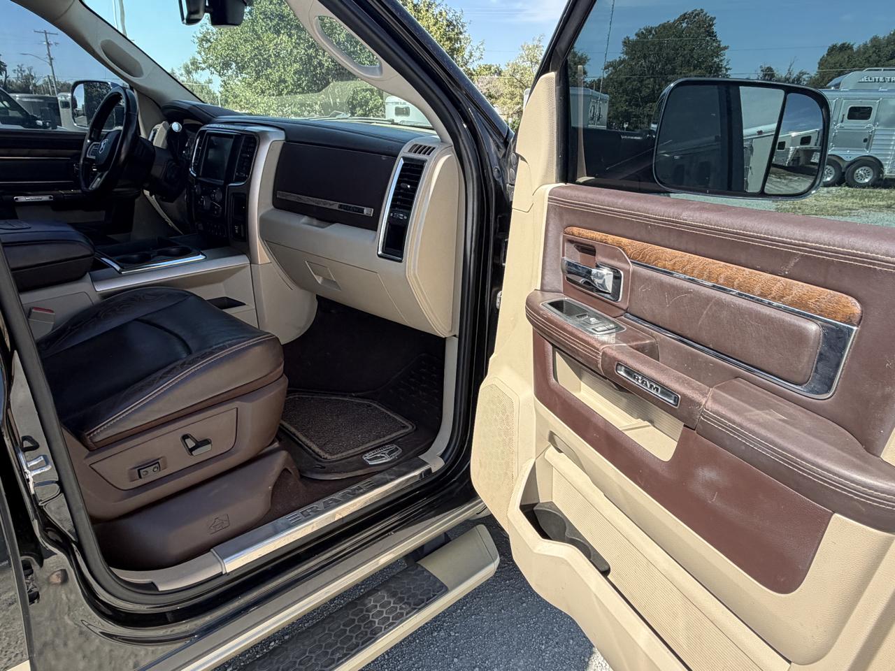 RAM 3500 Longhorn Mega Cab 2WD DRW 2015