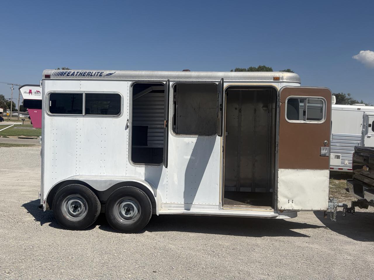 Featherlite Coaches Horse Bumper Pull  1991