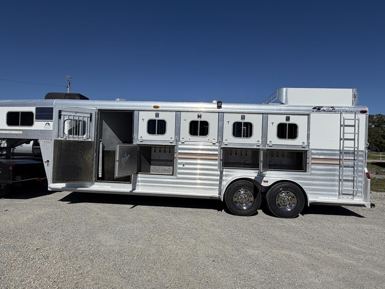 4-Star Trailers Inc Unknown  2004