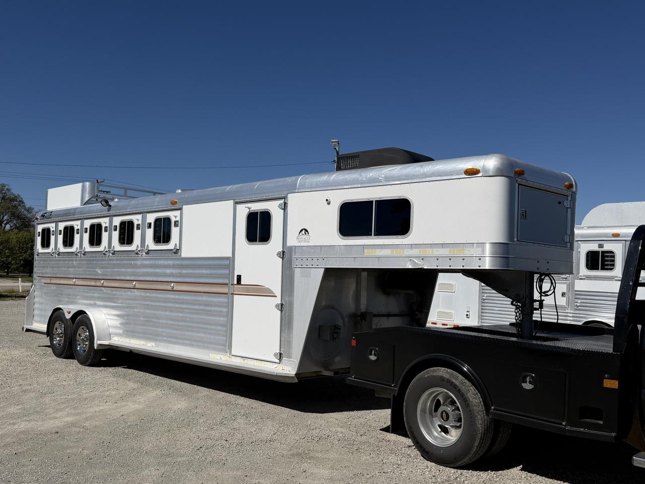 4-Star Trailers Inc Unknown  2004