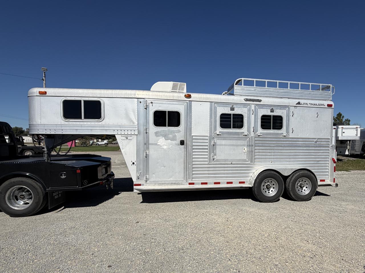 Elite Horse Trailer  1996