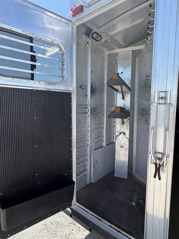 Elite Horse Trailer  1996