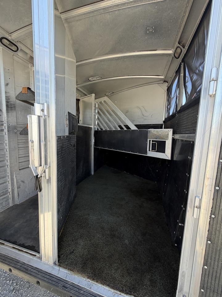 Elite Horse Trailer  1996