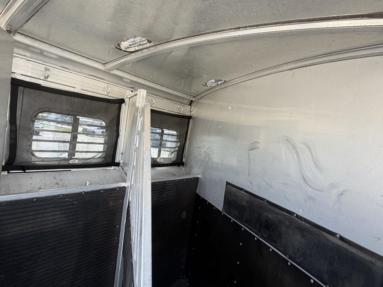 Elite Horse Trailer  1996
