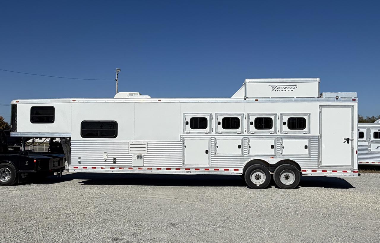 Twister Horse  2006