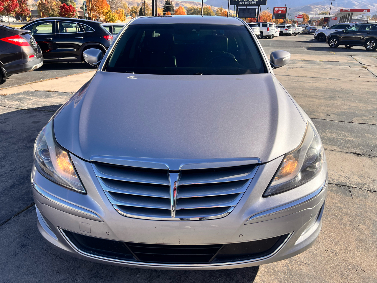 Hyundai Genesis 4dr Sdn V8 5.0L R-Spec 2012 Hyundai Genesis 4dr Sdn V8 5.0L R-Spec 2012