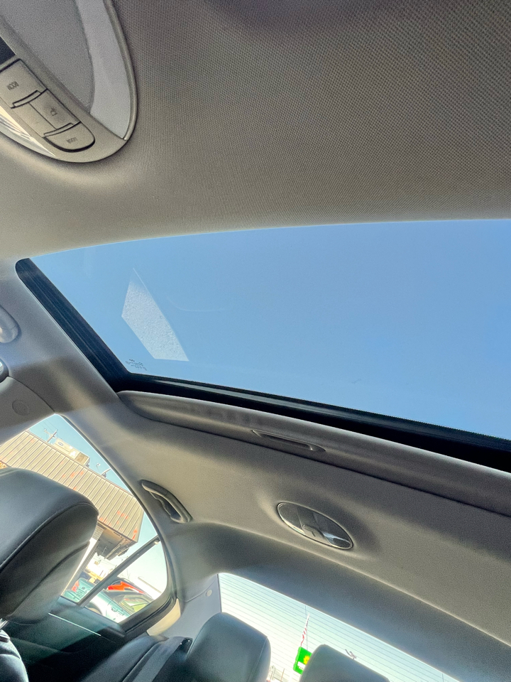 Hyundai Genesis 4dr Sdn V8 5.0L R-Spec 2012 Hyundai Genesis 4dr Sdn V8 5.0L R-Spec 2012