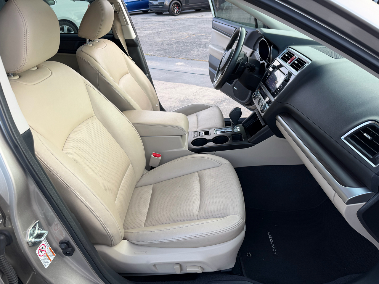 Subaru Legacy 3.6R Limited 2017