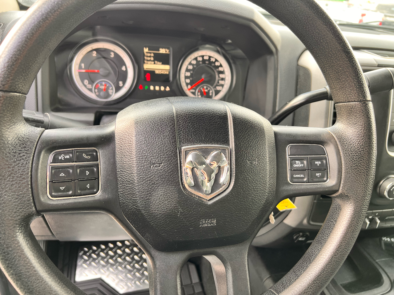 RAM 2500 4WD Crew Cab 149" Tradesman 2015