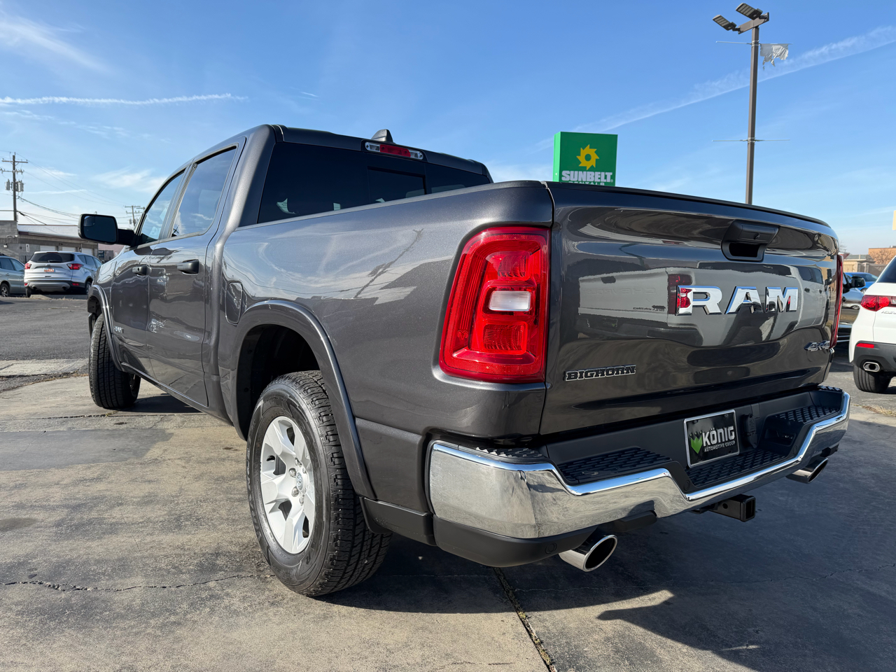 RAM 1500 Big Horn 4x4 Crew Cab 5'7" Box 2025