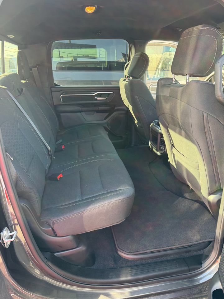 RAM 1500 Big Horn 4x4 Crew Cab 5'7" Box 2025