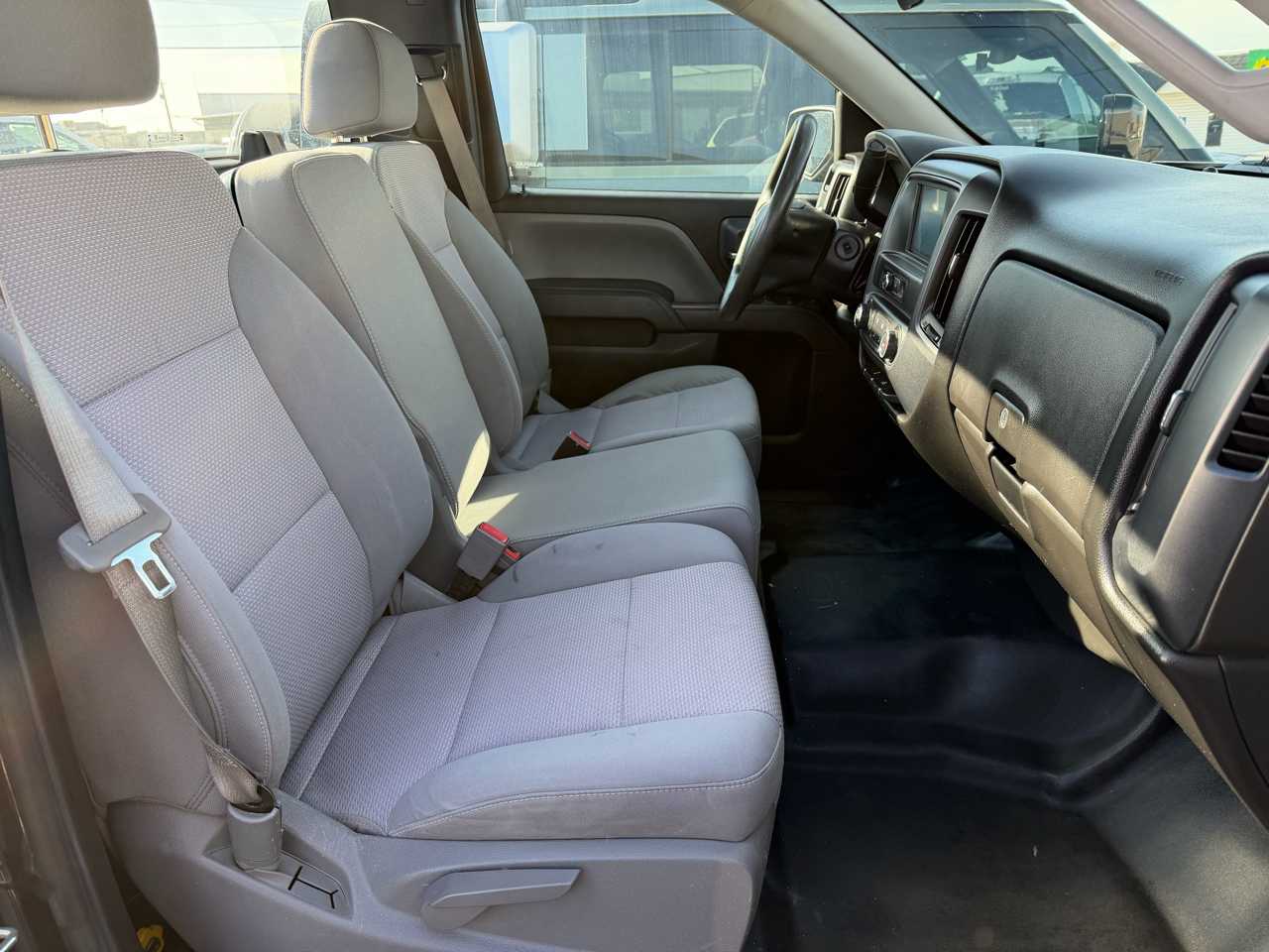 Chevrolet Silverado 1500 2WD Reg Cab 133.0" Work Truck 2016