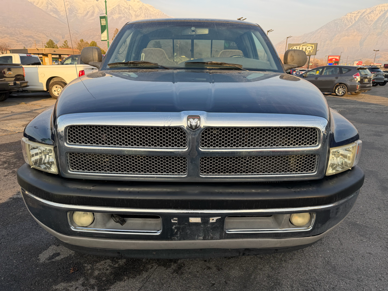 Dodge Ram 2500 4dr Quad Cab 139" WB HD 2001