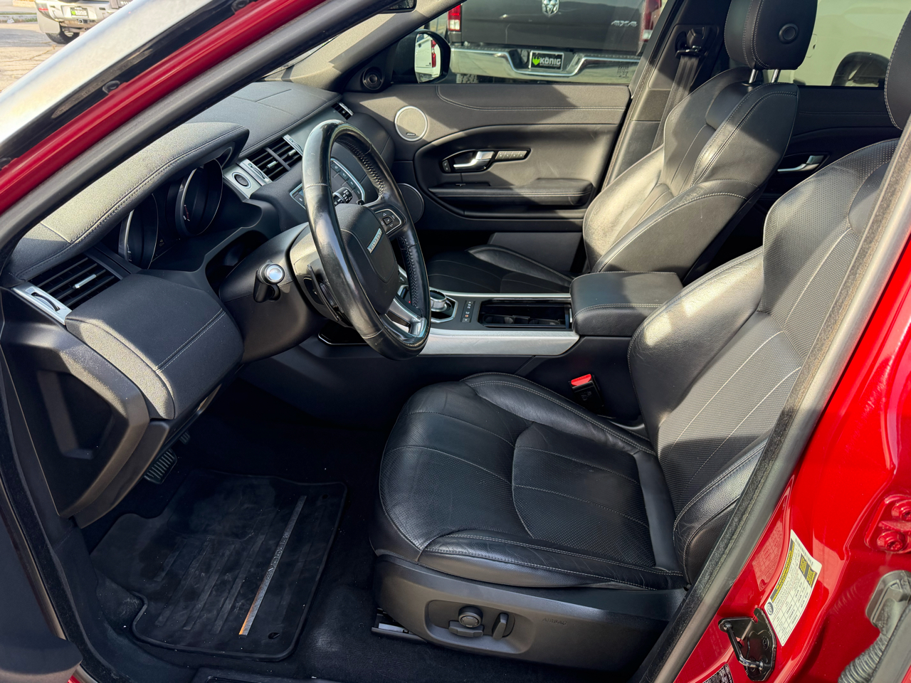 Land Rover Range Rover Evoque 5dr HB SE 2016