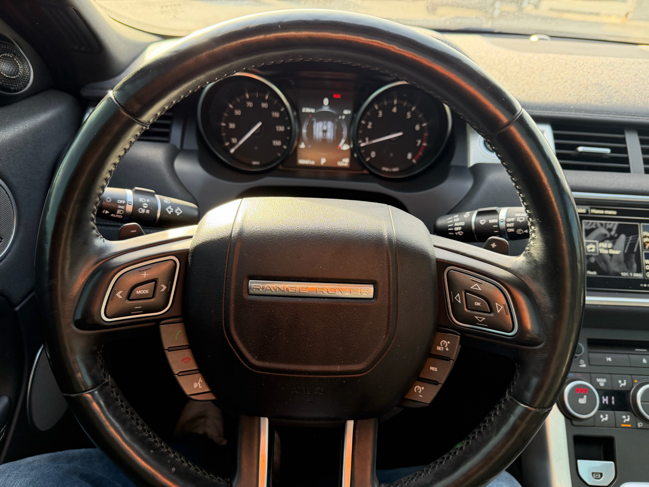 Land Rover Range Rover Evoque 5dr HB SE 2016