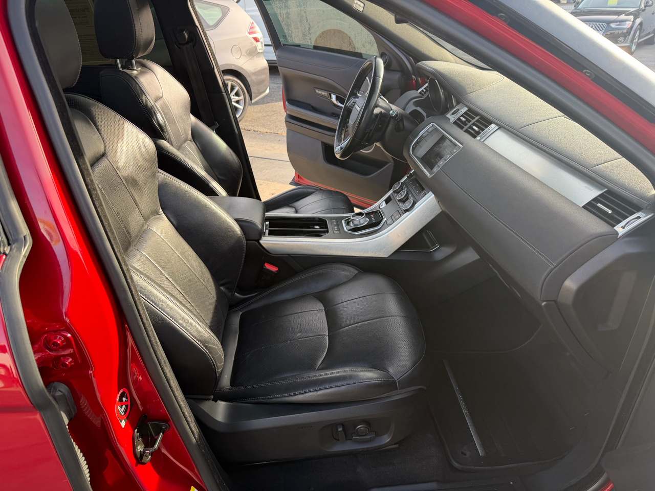 Land Rover Range Rover Evoque 5dr HB SE 2016