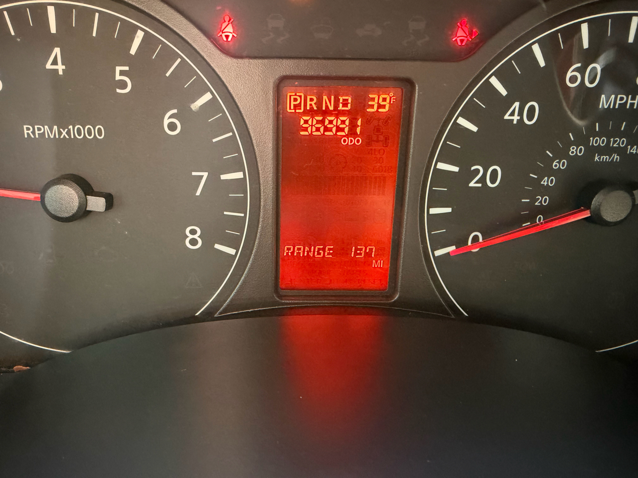 Nissan NV Passenger V8 SL 2017