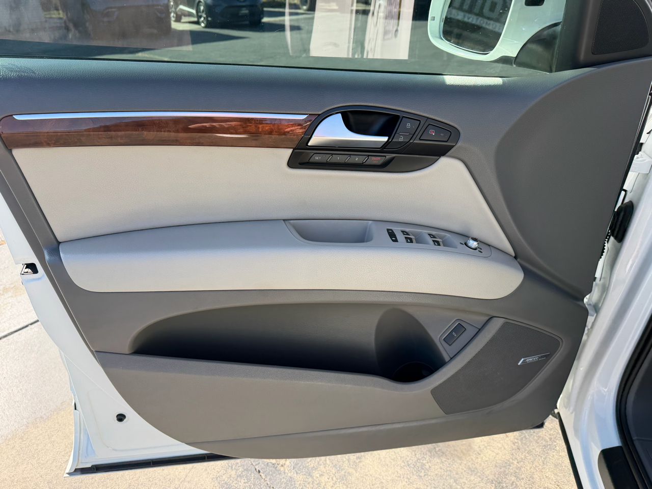 Audi Q7 quattro 4dr 3.0L TDI Premium Plus 2014