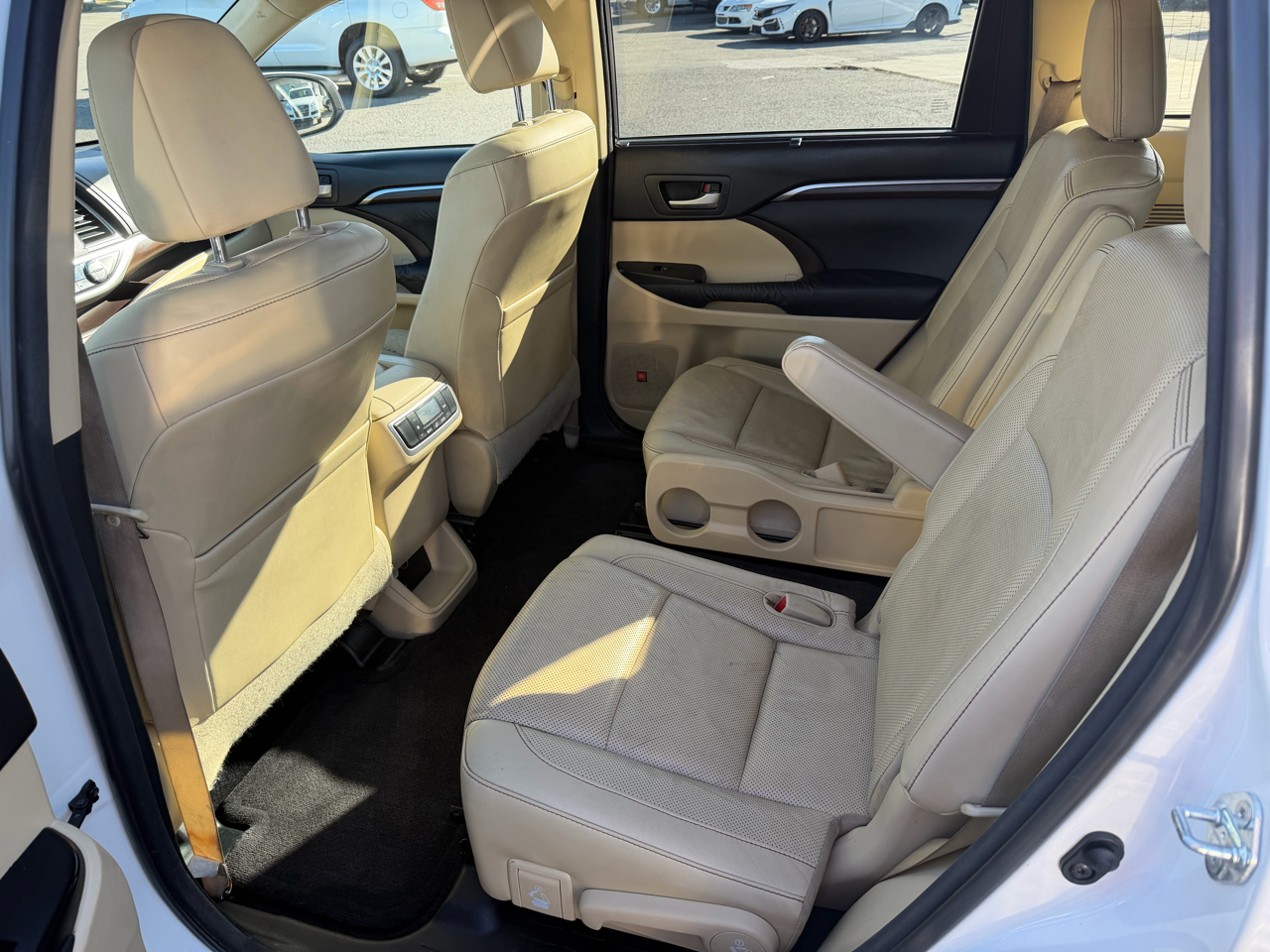 Toyota Highlander AWD 4dr V6 Limited (Natl) 2015