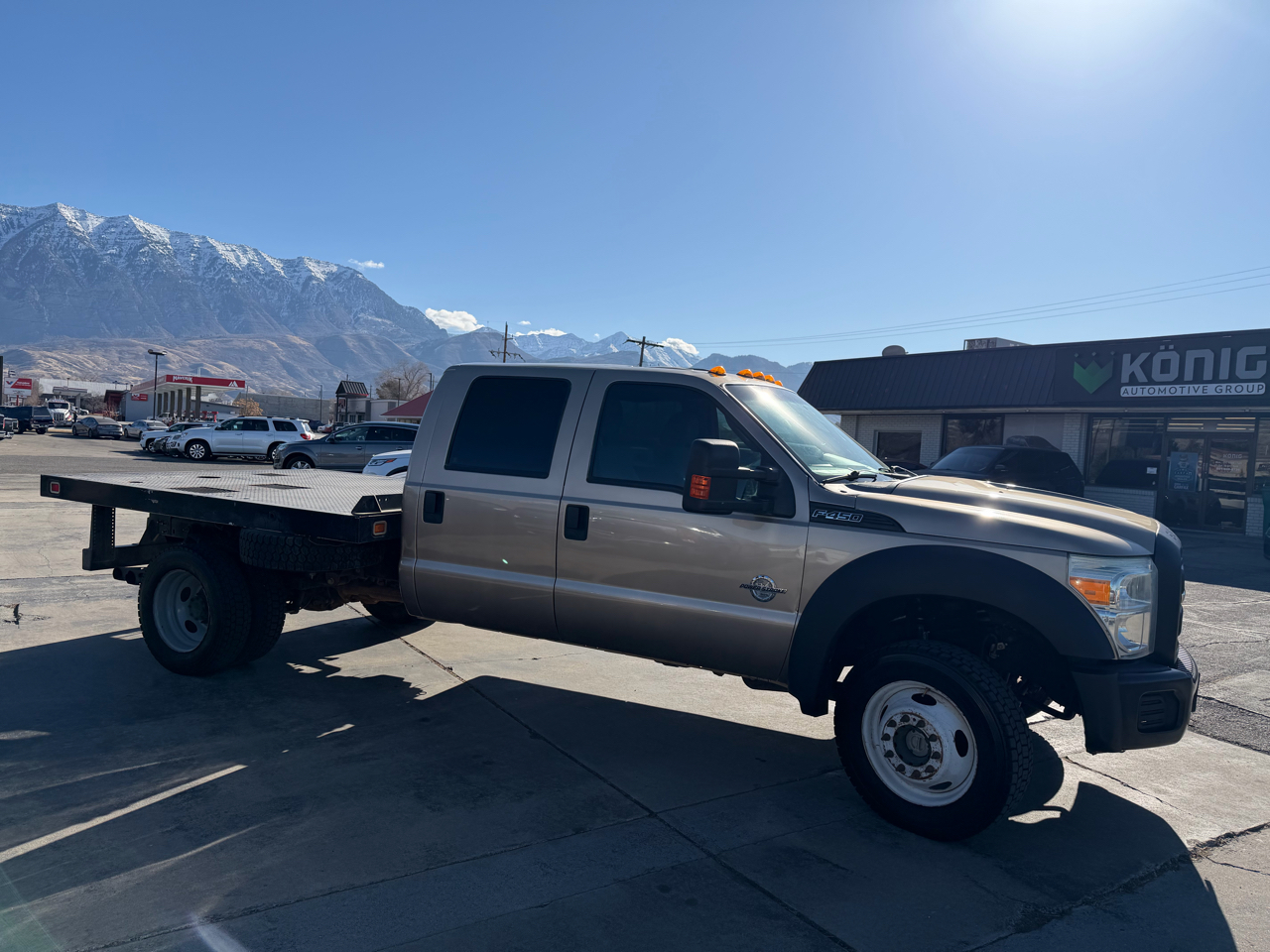 Ford Super Duty F-450 DRW 4WD Crew Cab 176" WB 60" CA Lariat 2012