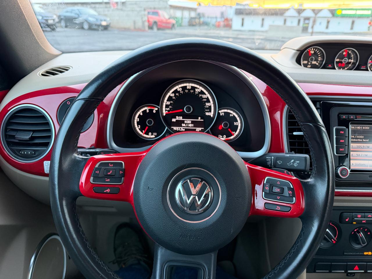 Volkswagen Beetle Convertible 2dr DSG 2.0L TDI 2014