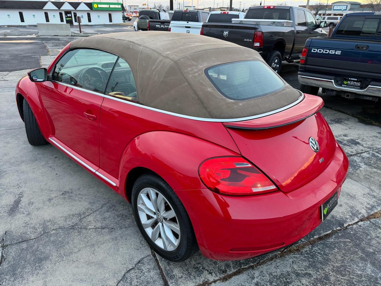 Volkswagen Beetle Convertible 2dr DSG 2.0L TDI 2014