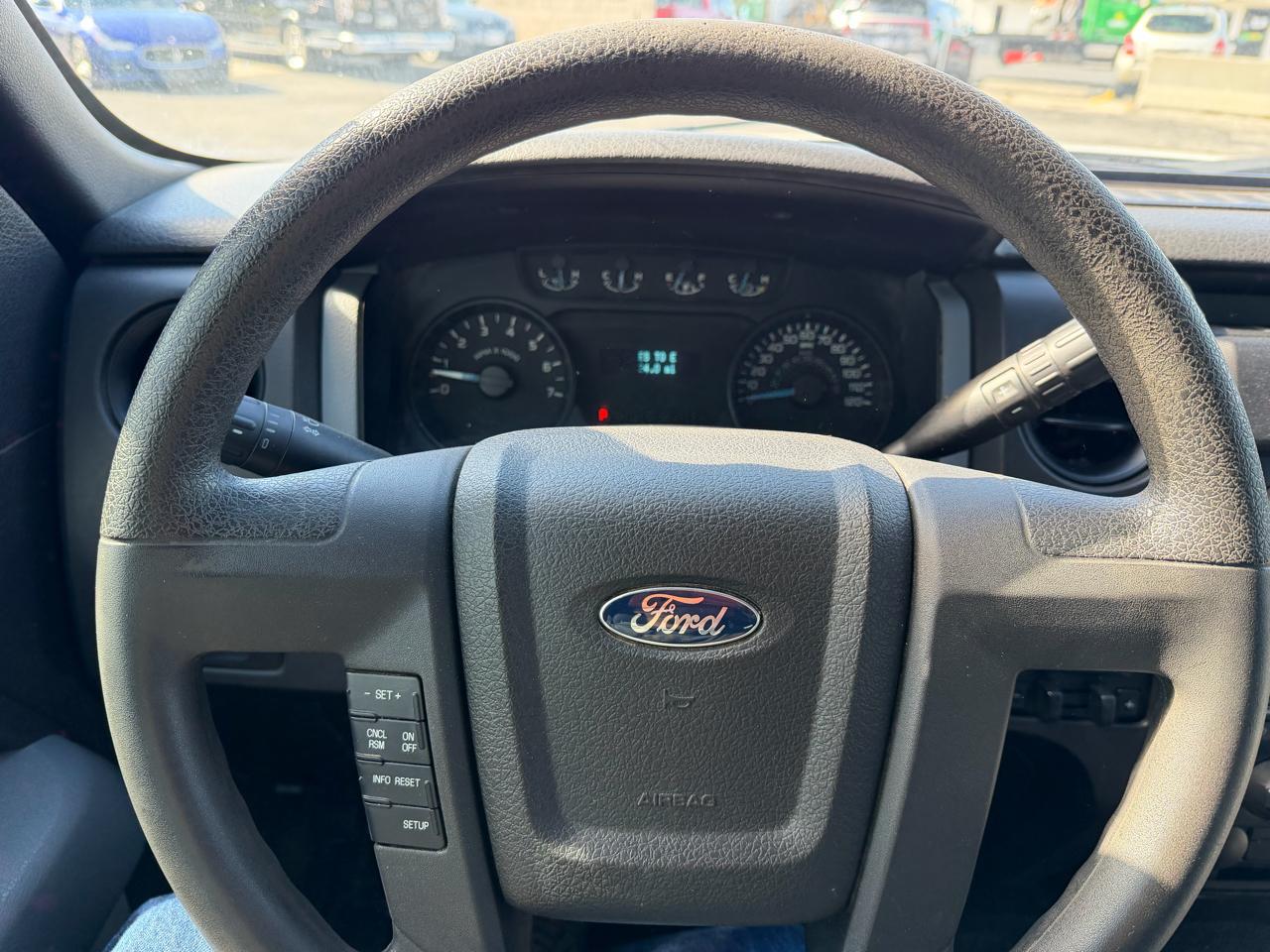 Ford F-150 4WD SuperCrew 145" Platinum 2014