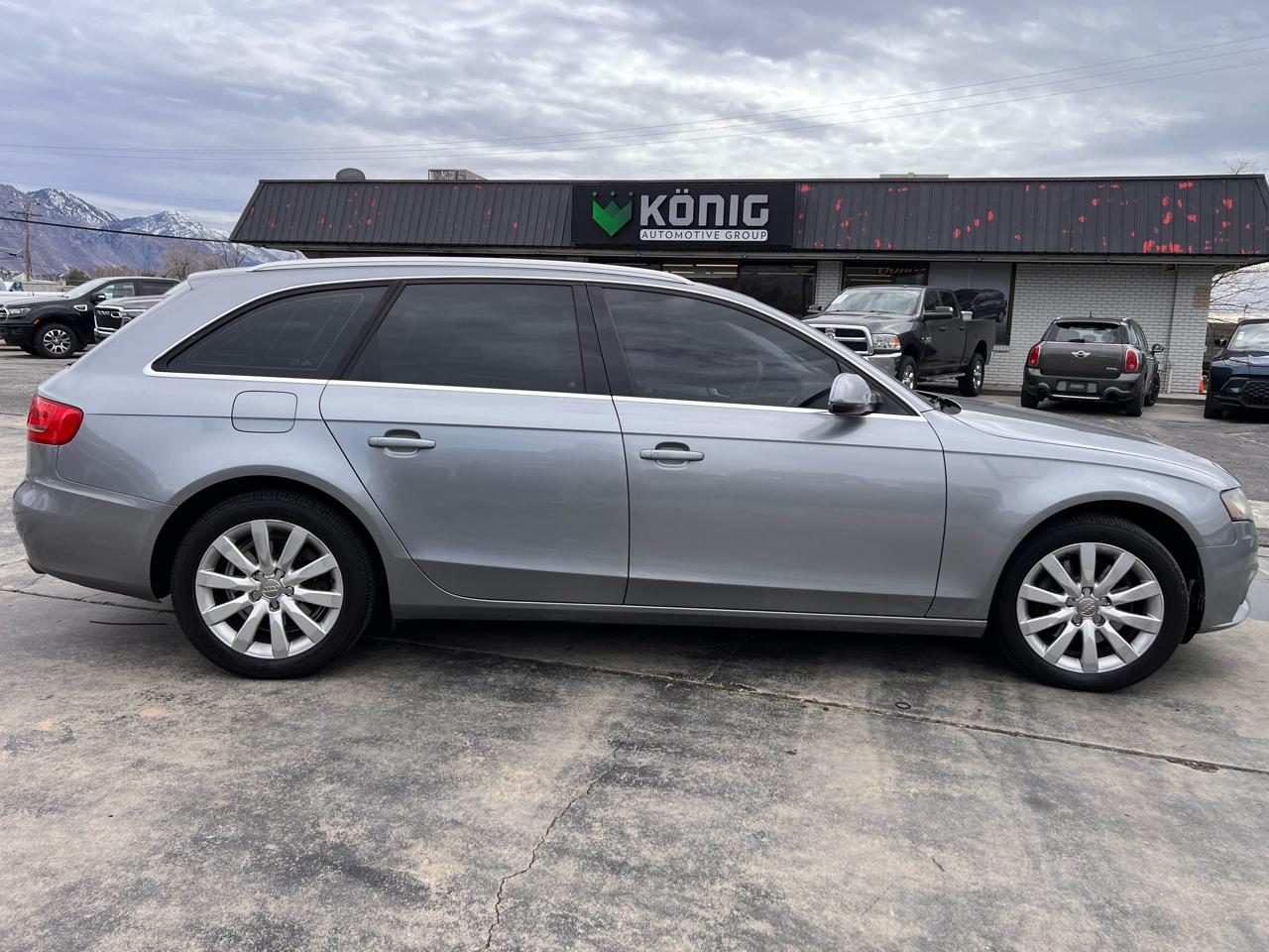 Audi A4 4dr Avant Wgn Auto quattro 2.0T Premium Plus 2010