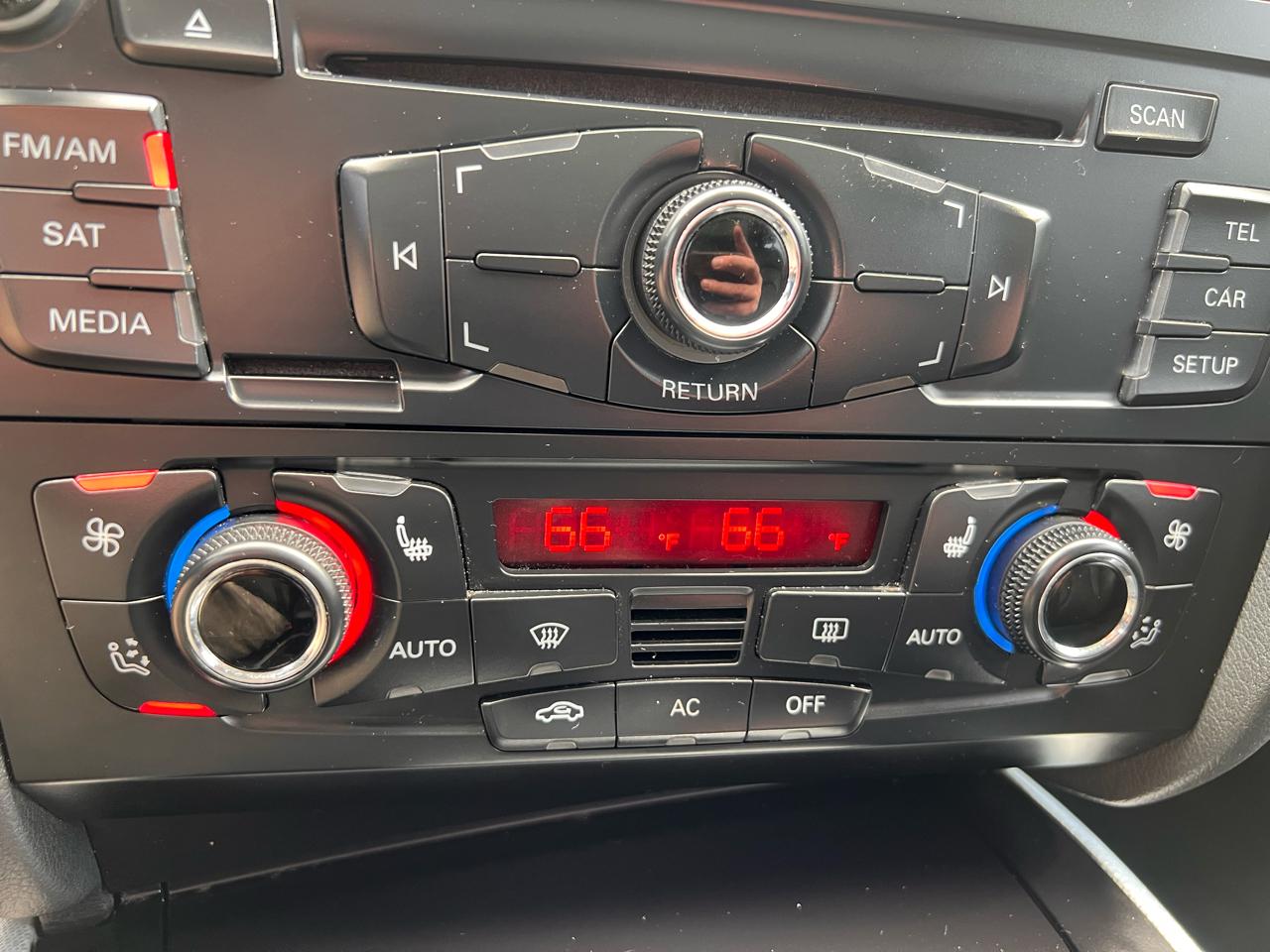 Audi A4 4dr Avant Wgn Auto quattro 2.0T Premium Plus 2010