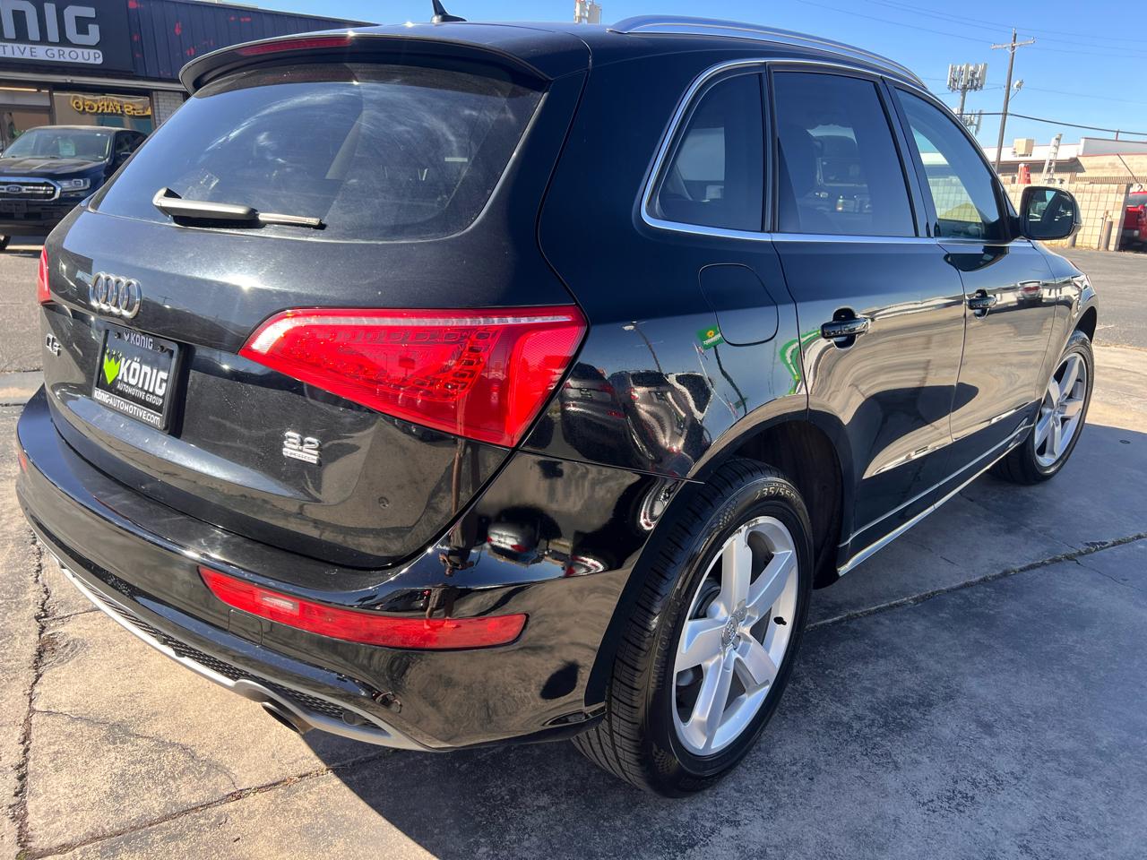 Audi Q5 quattro 4dr 3.2L Premium Plus 2012