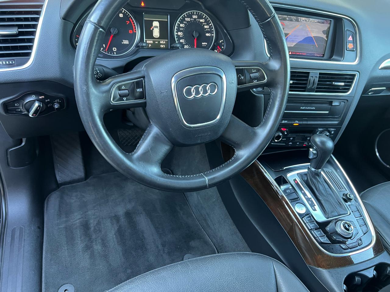 Audi Q5 quattro 4dr 3.2L Premium Plus 2012