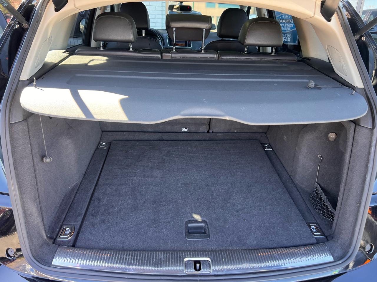 Audi Q5 quattro 4dr 3.2L Premium Plus 2012