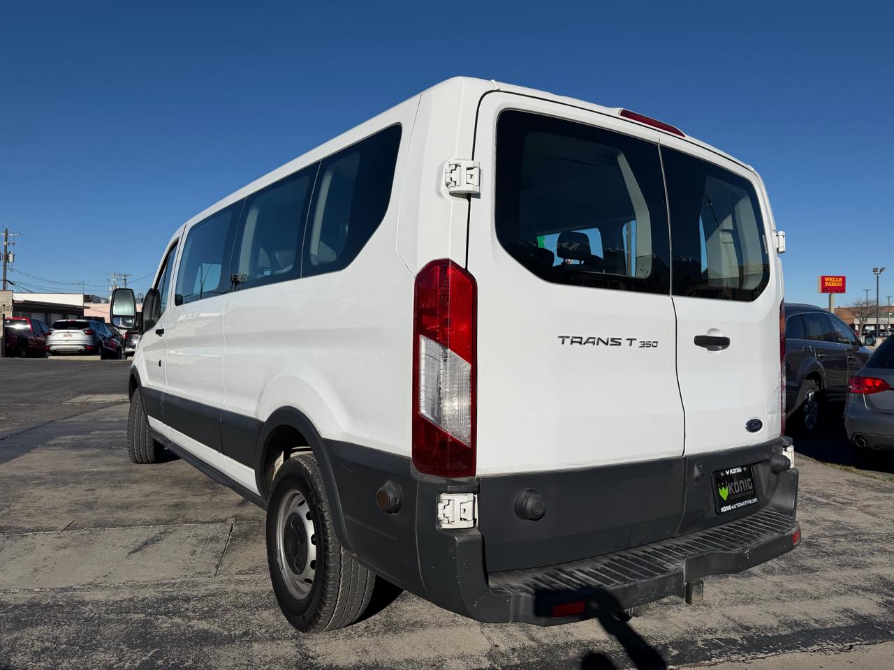 Ford Transit Wagon T-350 148" Low Roof XLT Sliding RH Dr 2017