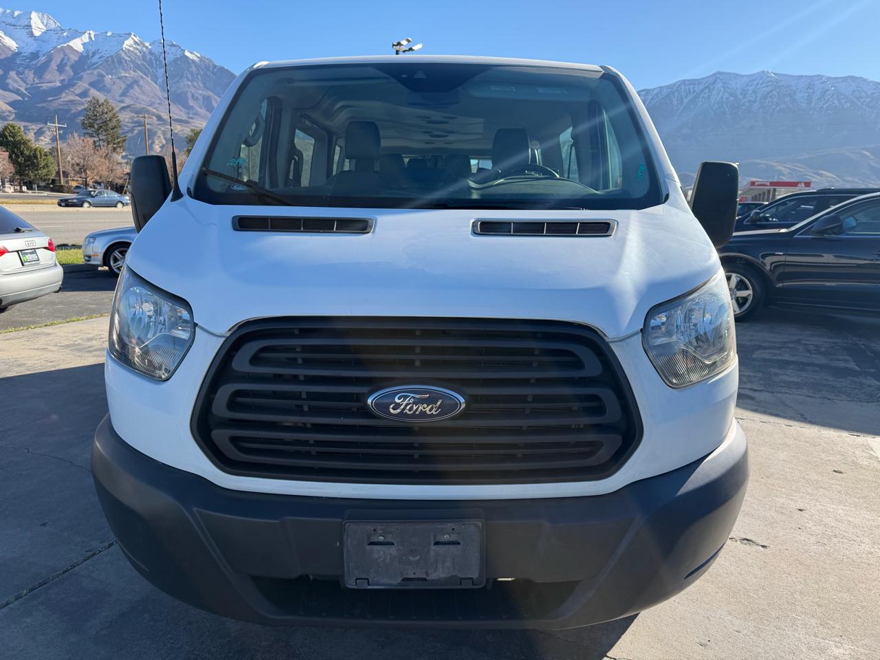 Ford Transit Wagon T-350 148" Low Roof XLT Sliding RH Dr 2017