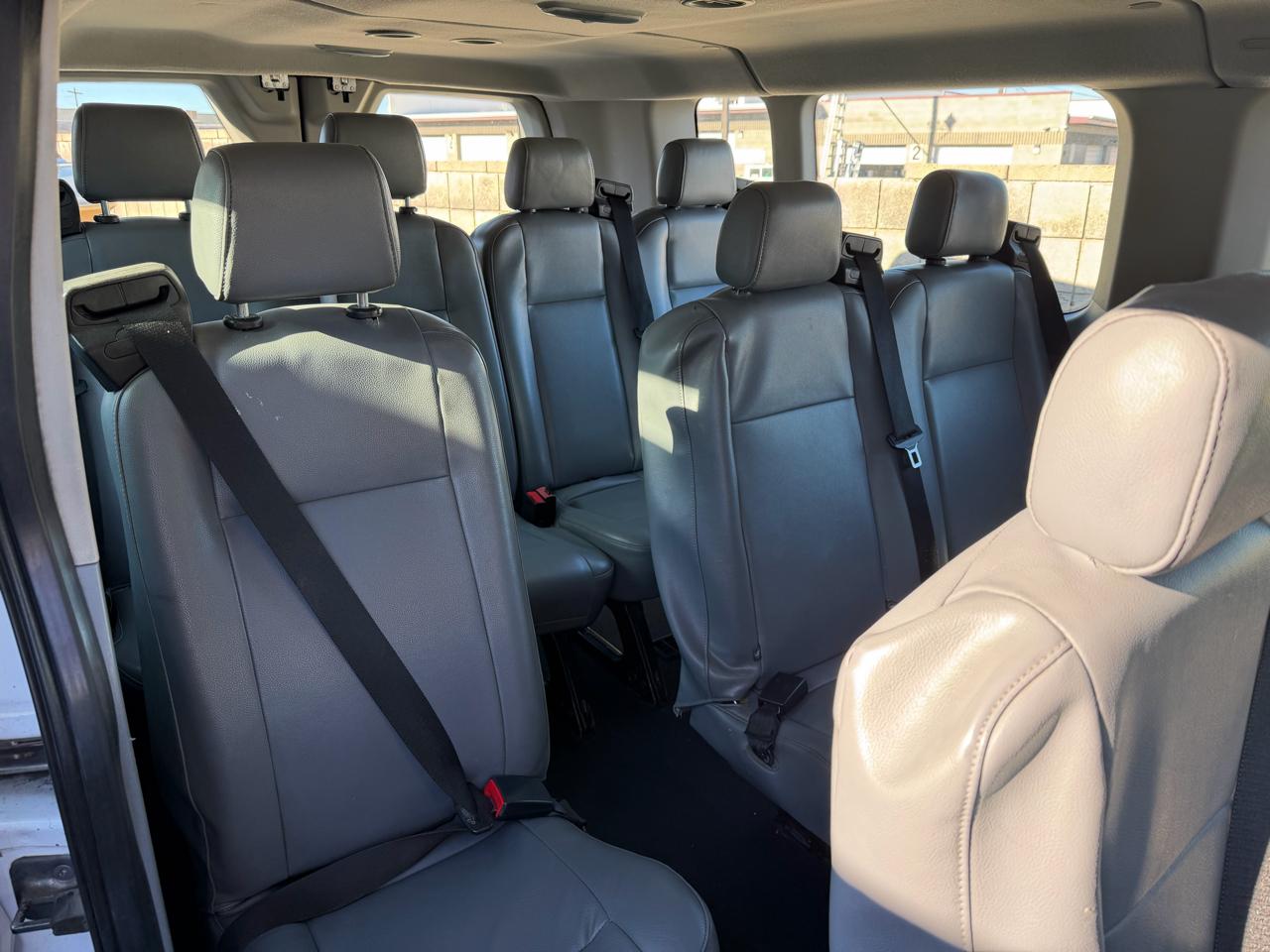 Ford Transit Wagon T-350 148" Low Roof XLT Sliding RH Dr 2017